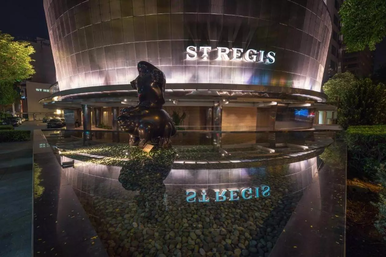 STREGIS_SHABAVIZ (16).jpg